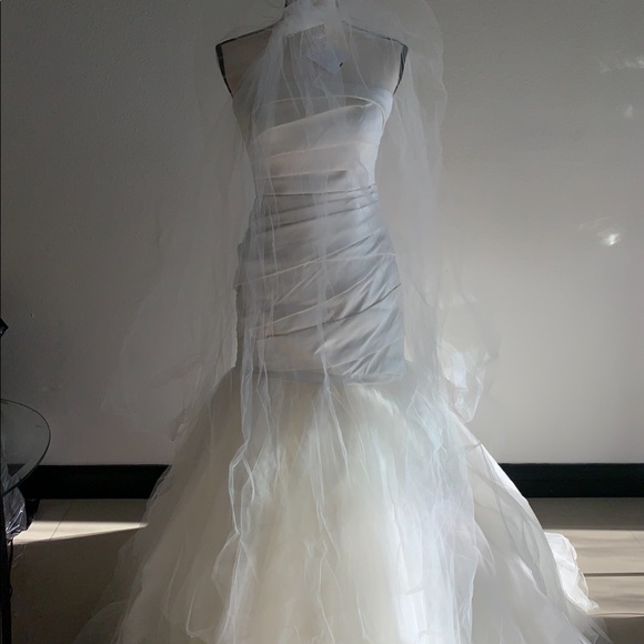 NWT Vera Wang Strapless Ivory Dress - Picture 13 of 14